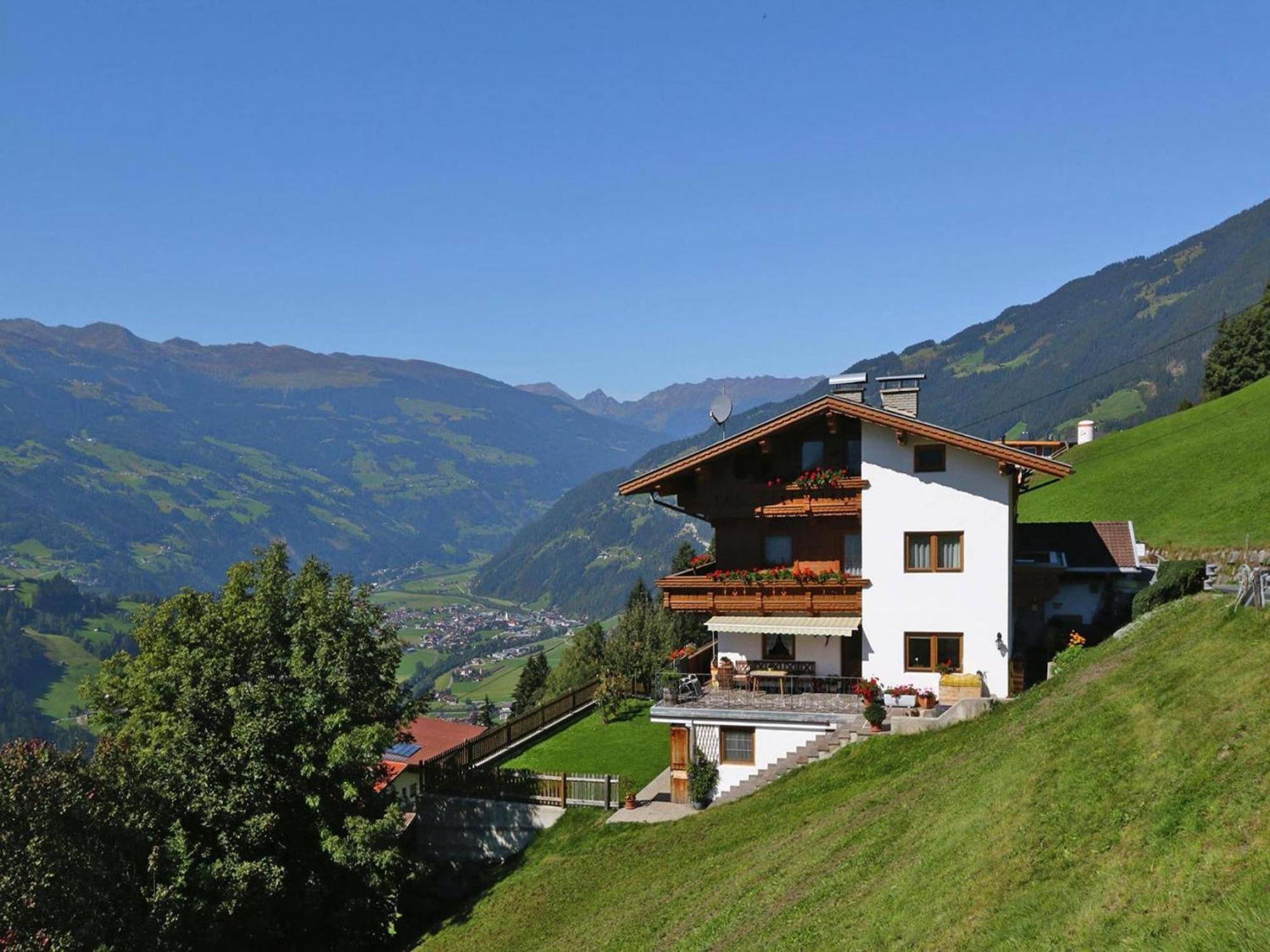 Apartment In Hippach Im Zillertal In The Mountains Muhlen  Ngoại thất bức ảnh