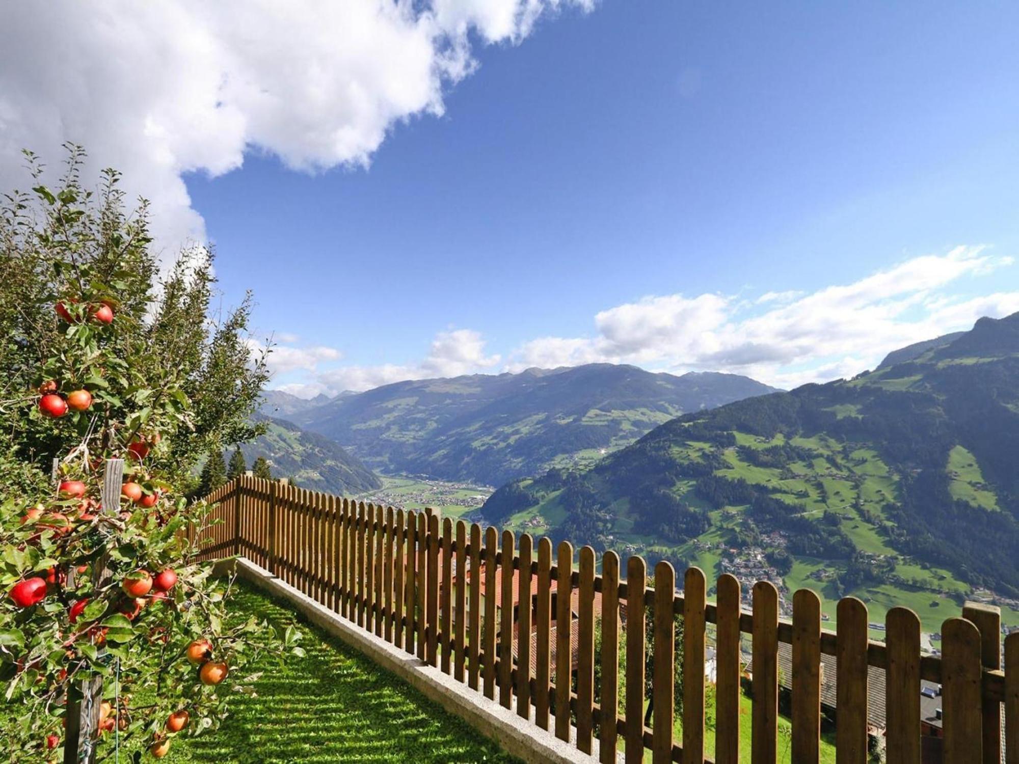 Apartment In Hippach Im Zillertal In The Mountains Muhlen  Ngoại thất bức ảnh